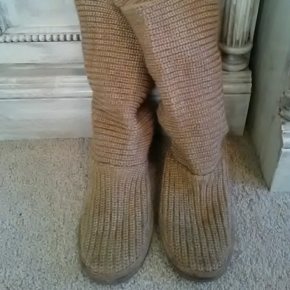 BearPaw Boots - Picture 5 of 5